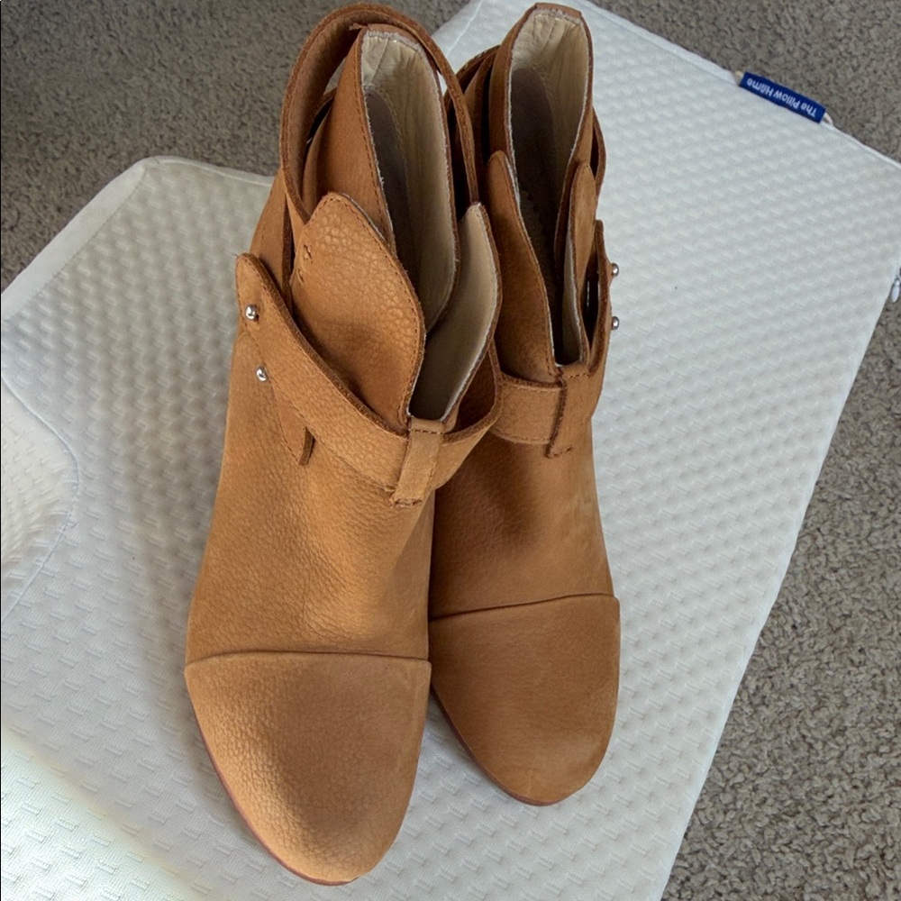Rag & Bone Camel Ankle Booties - Picture 8 of 12